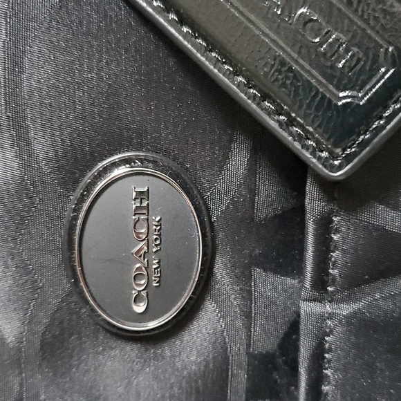 Coach Black Signature Travel Bag/Diaper Bag - Picture 11 of 15